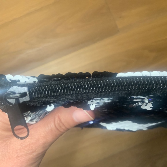 NWT Magic Sequin Star and Moon Pouch - Picture 8 of 10